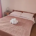 Marin Next To The Apartman Sveti Petar (Zadar)