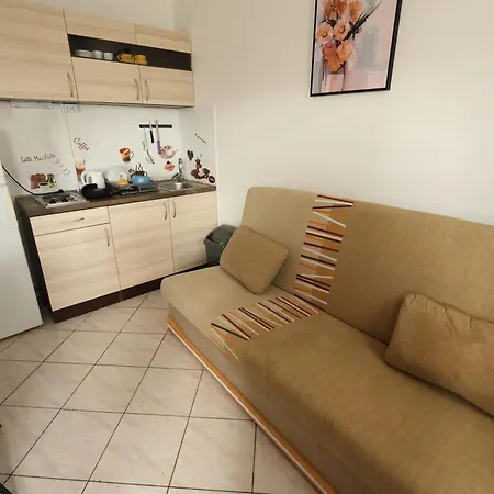 Apartman Marin Next To The Sveti Petar (Zadar)
